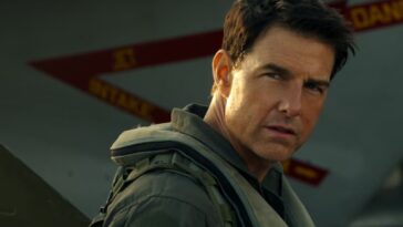 Top Gun: Maverick hits billion dollar