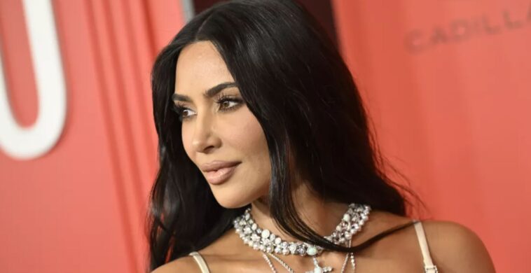 Kim Kardashian Returns to Acting