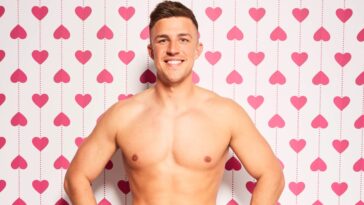 How old is Mitchel Taylor?