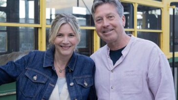 watch John & Lisa's Food Trip Down Under